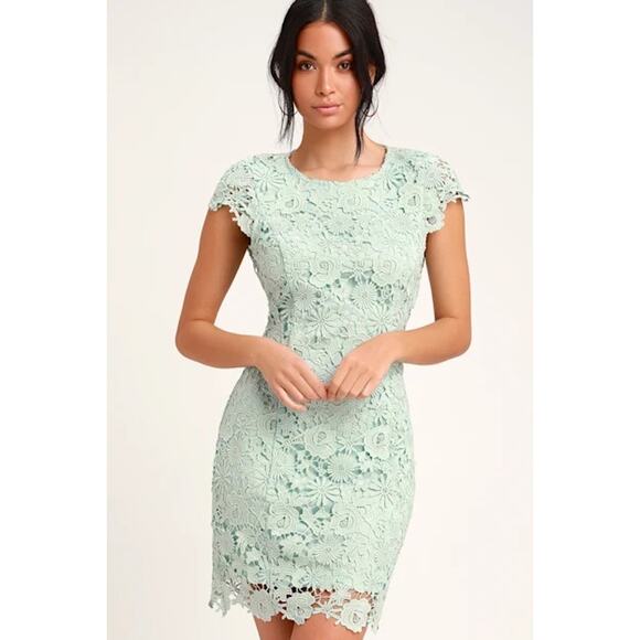 NWT Lulus Womens Romance Language Sage Green Backless Lace Dress Size M - Picture 1 of 12